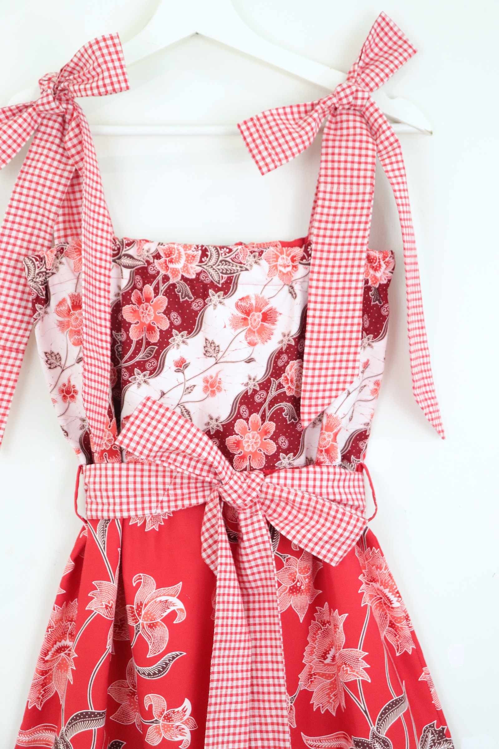 BE PRESENT Gingham Dress - Santa Baby