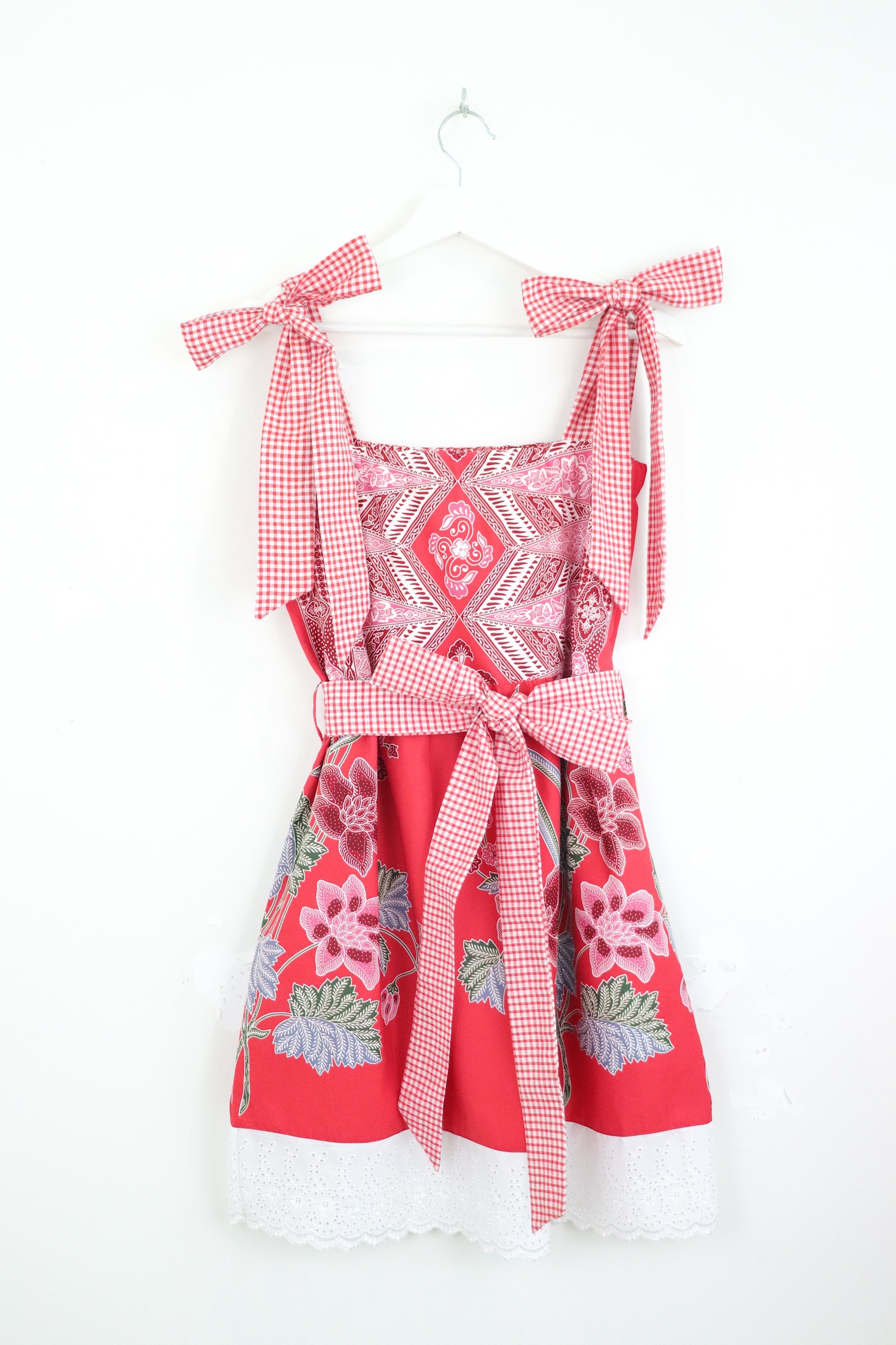 BE PRESENT Gingham Dress - Winter Wonderland