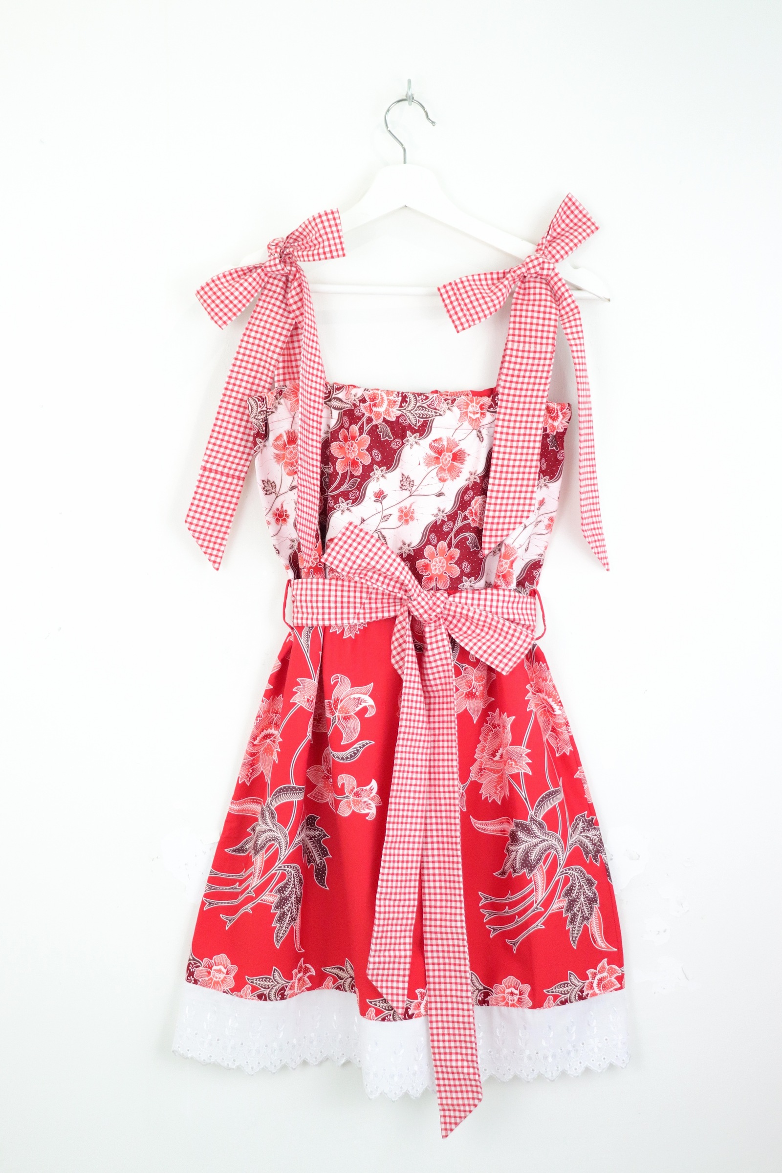 BE PRESENT Gingham Dress - Santa Baby