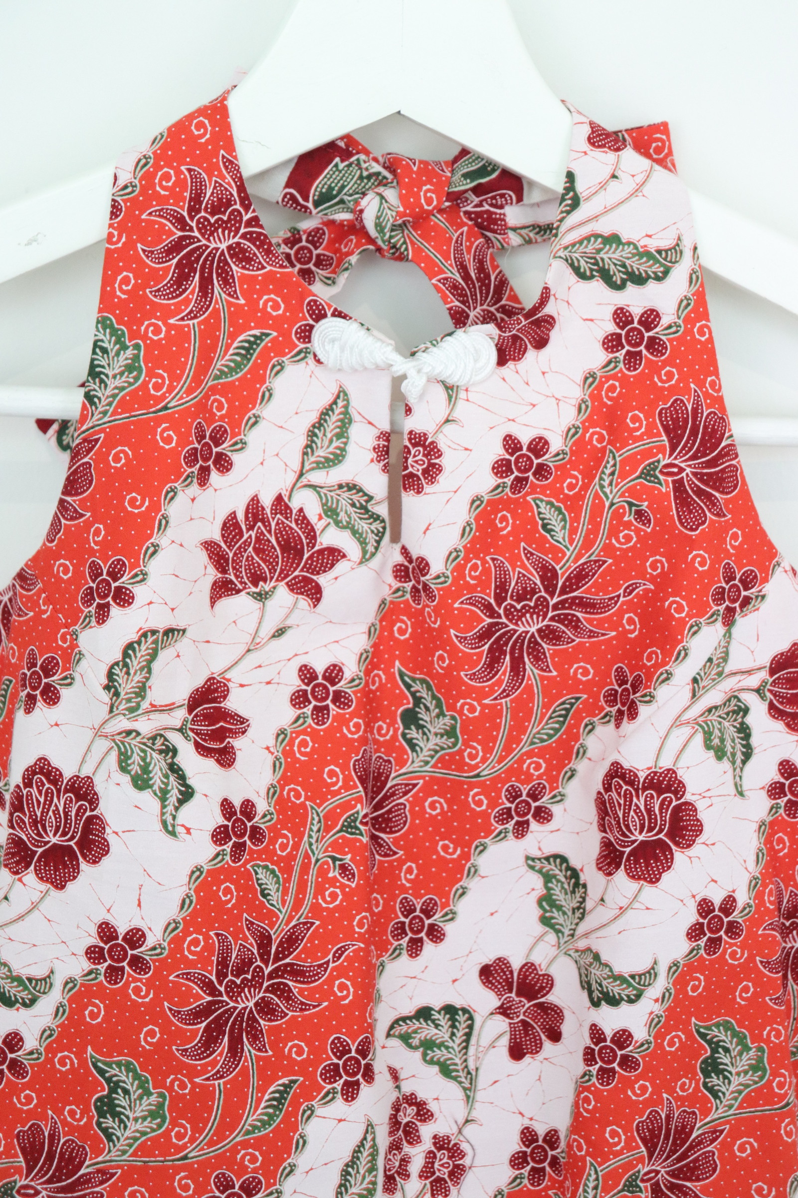 C.C. Halter Lace Batik Top - Amberlune [ M ]