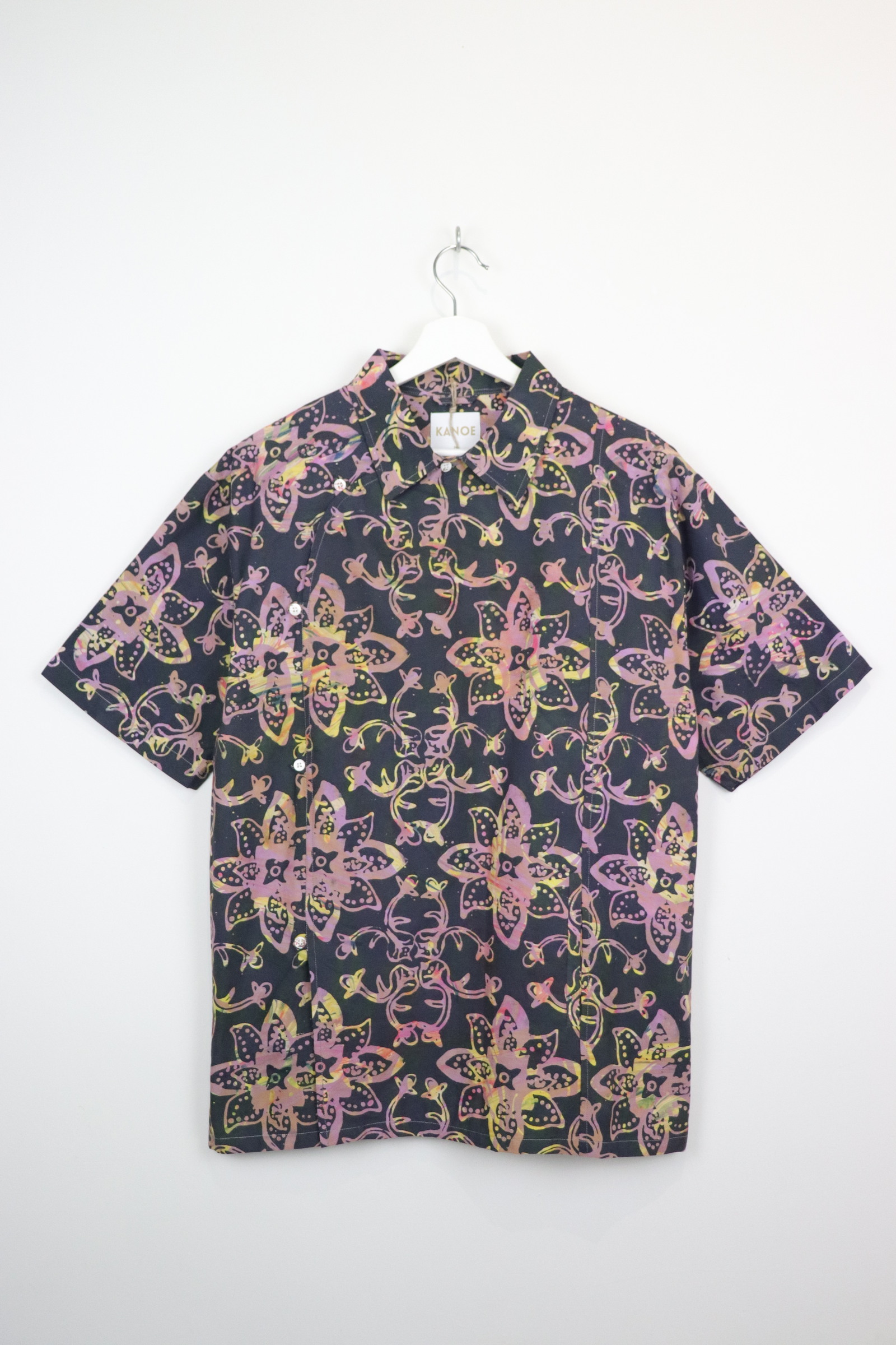 Modern Samfu Shirt - Onyx Blaze [ Handmade Batik ] [ S-M ]