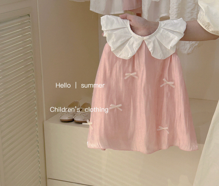 pink dress