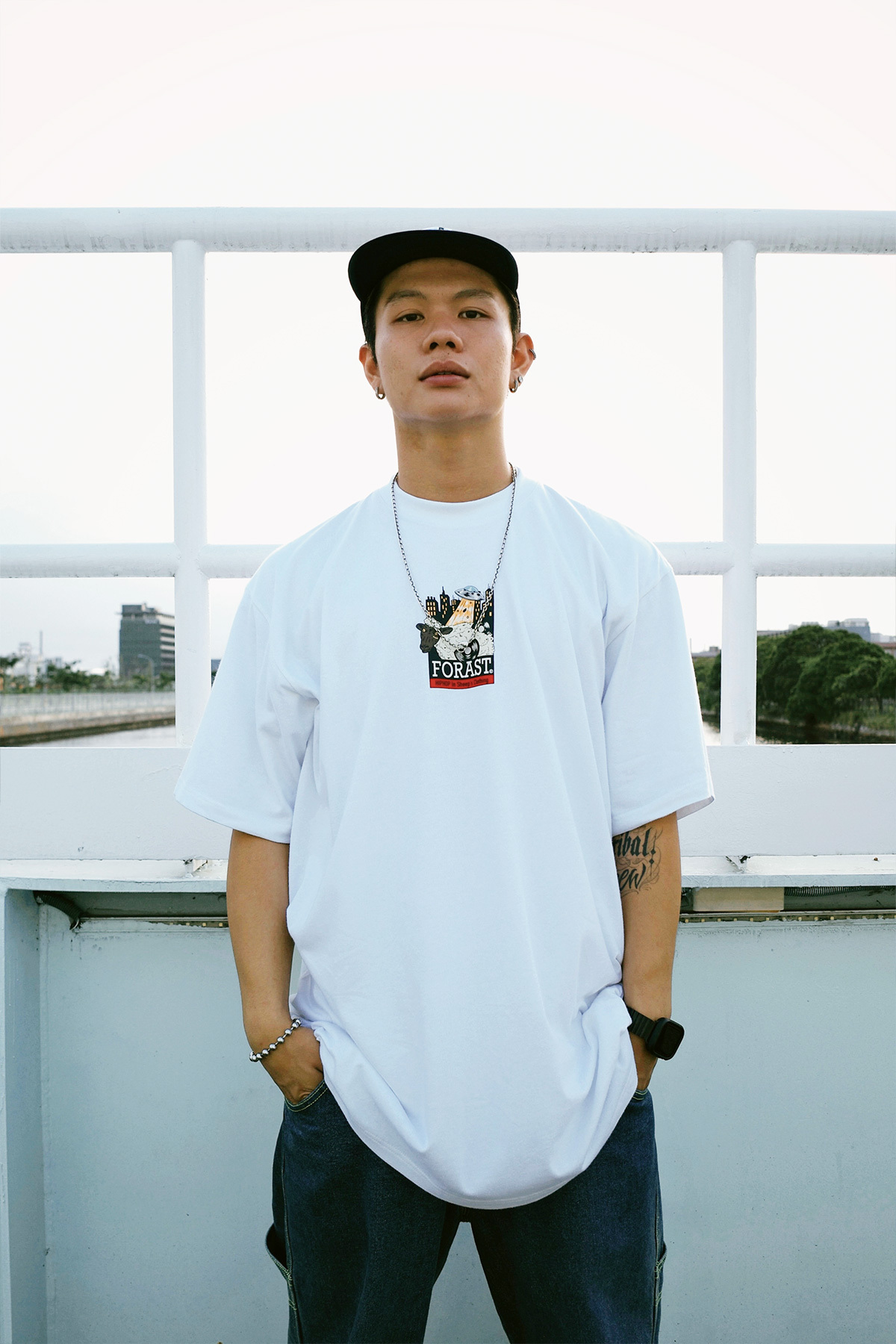 HIPHOP In Sheep's Clothing |  T-Shirt 白