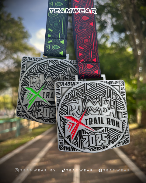 Blue and White Minimalist Thailand Tour and Travel Promotion Instagram Post  (6)