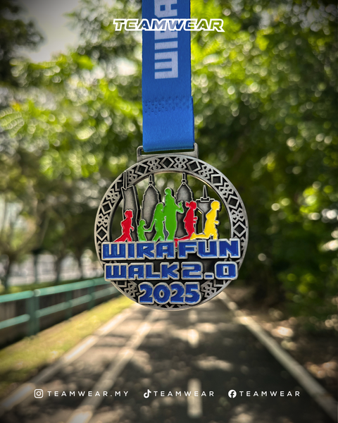 Blue and White Minimalist Thailand Tour and Travel Promotion Instagram Post  (13)