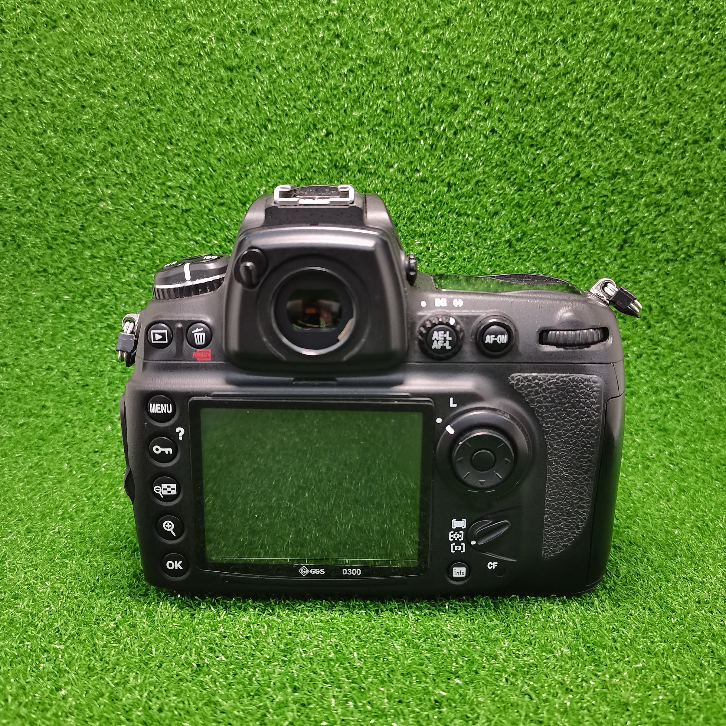 Used] Nikon D700 - Body Only – Empress Studio Camera Store