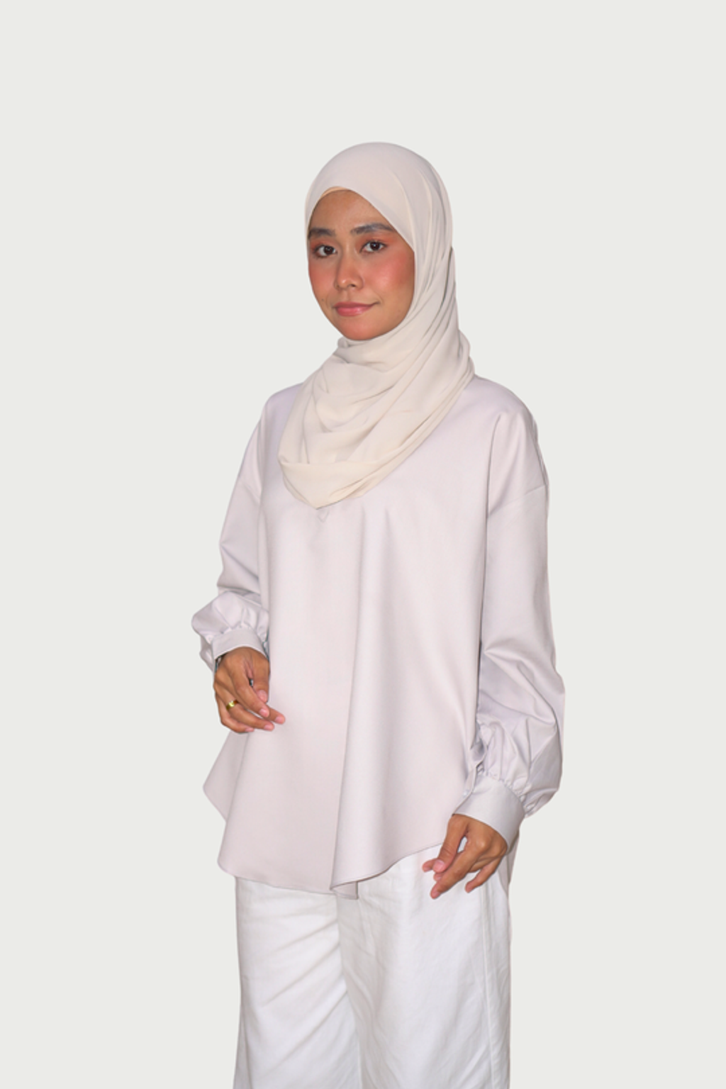 LIGHT GREY