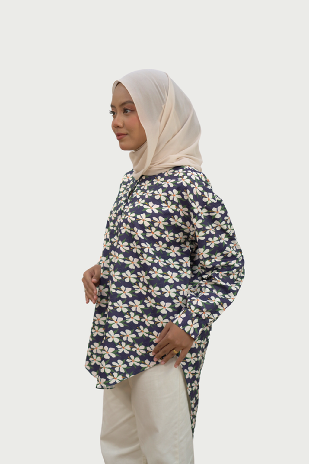 FLORAL WHITE