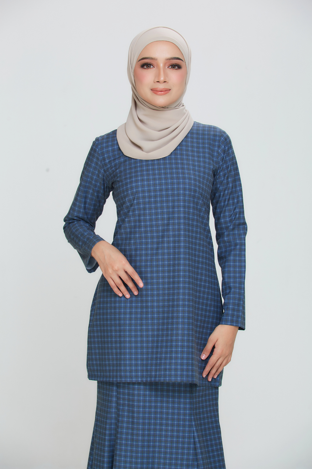 Navy_3_c26cac4f-383b-4c6f-a1fe-7062030d61b2