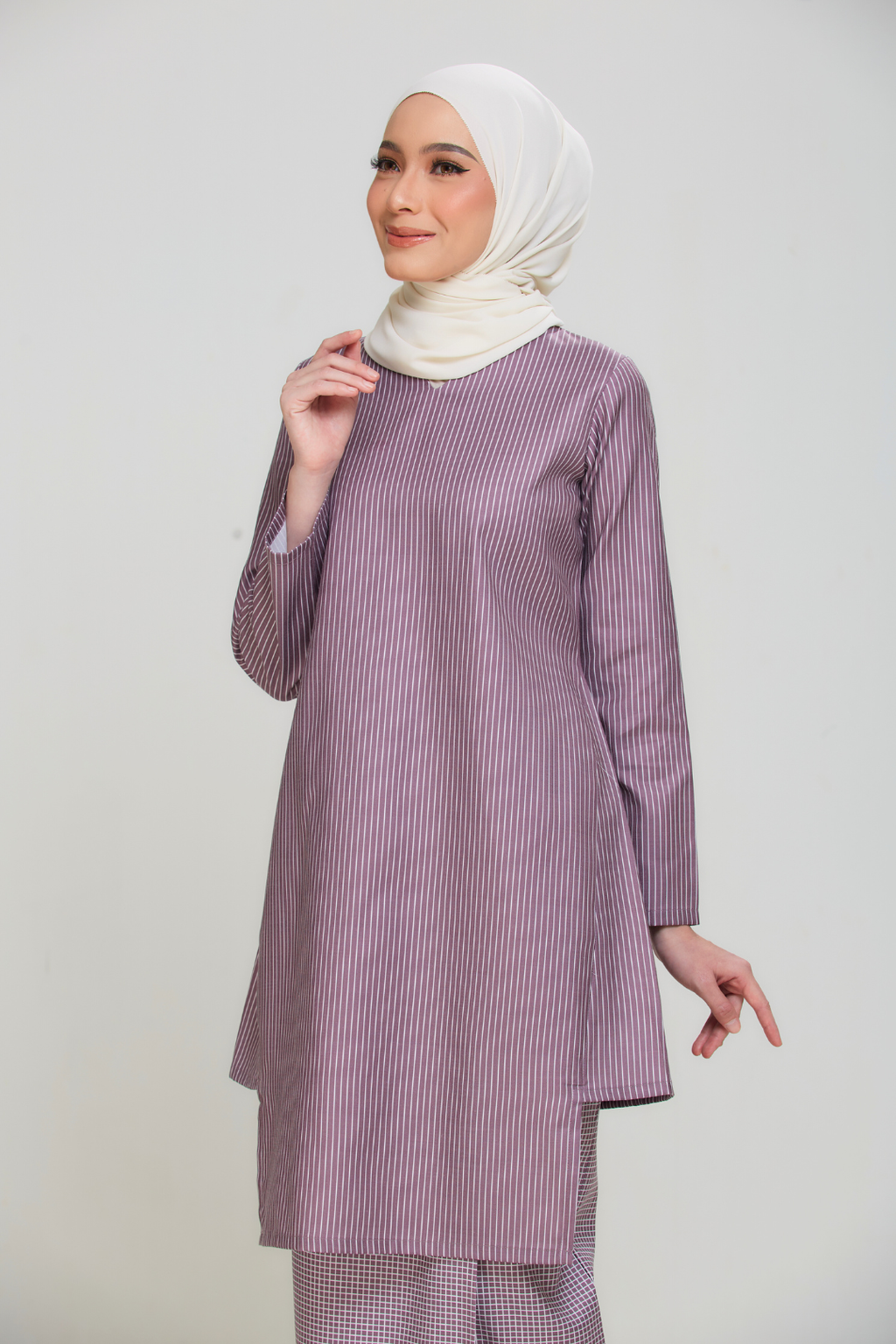 Mauve_3_a87c537c-5e9b-4ca2-b7e8-83a39f712eeb