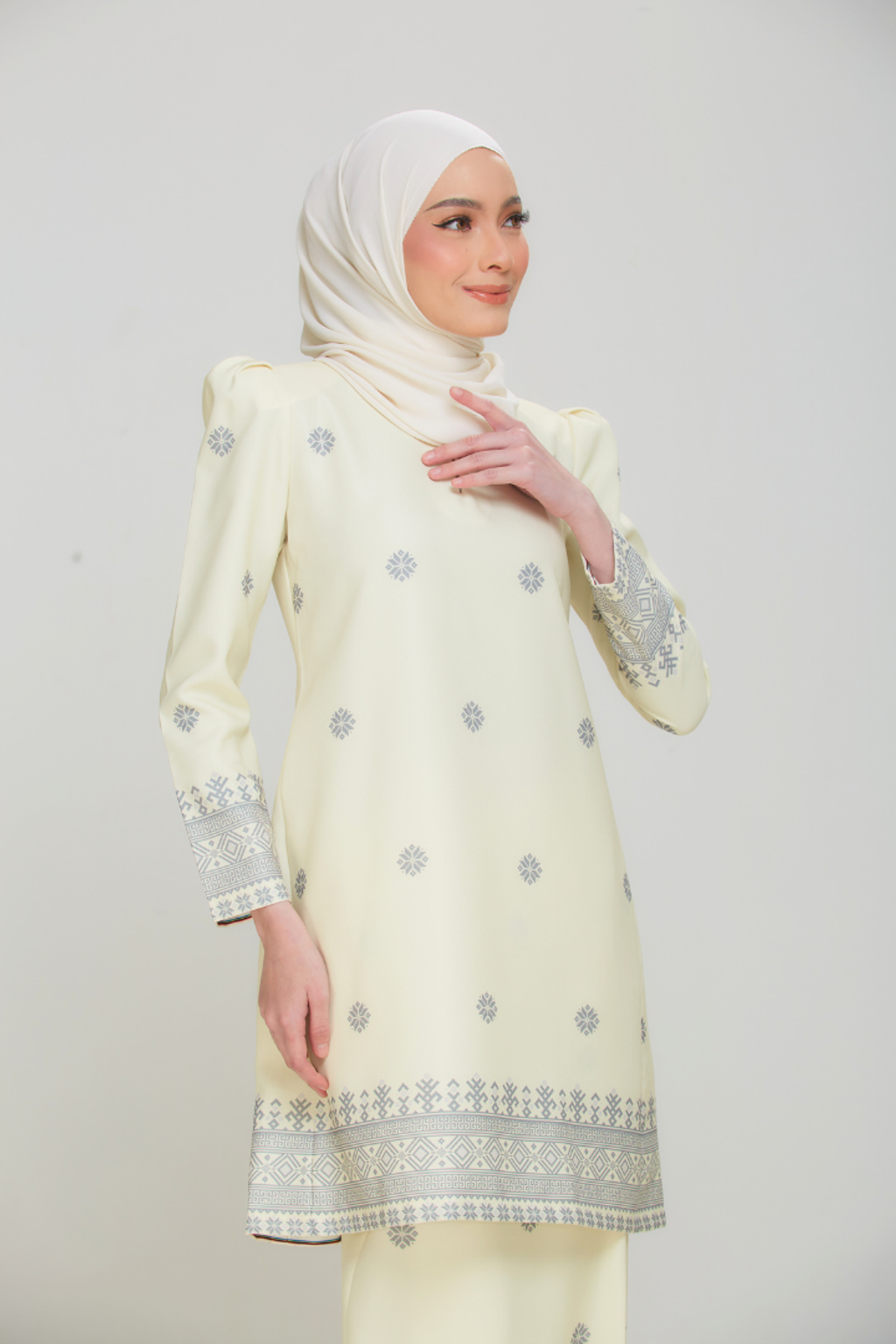 Yellowish_3_b8031cbe-3c6d-462f-875f-1b52e7c26f4f