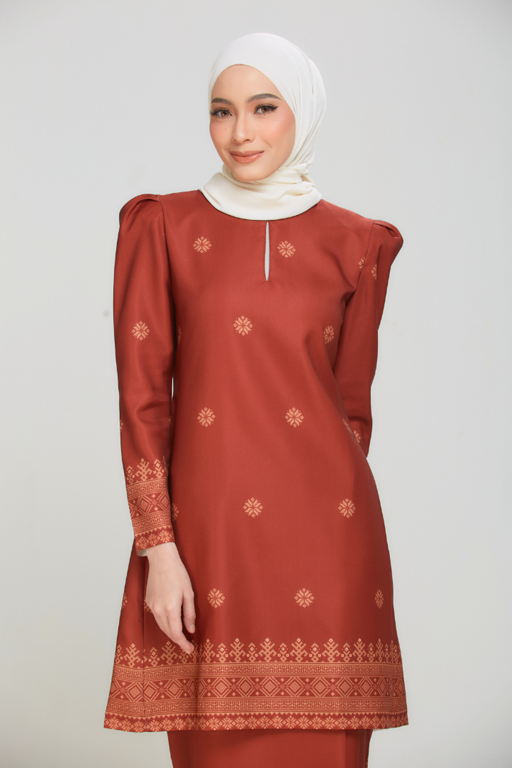 Red_3_b9c431a9-a5f6-4922-a181-71f0365da2be