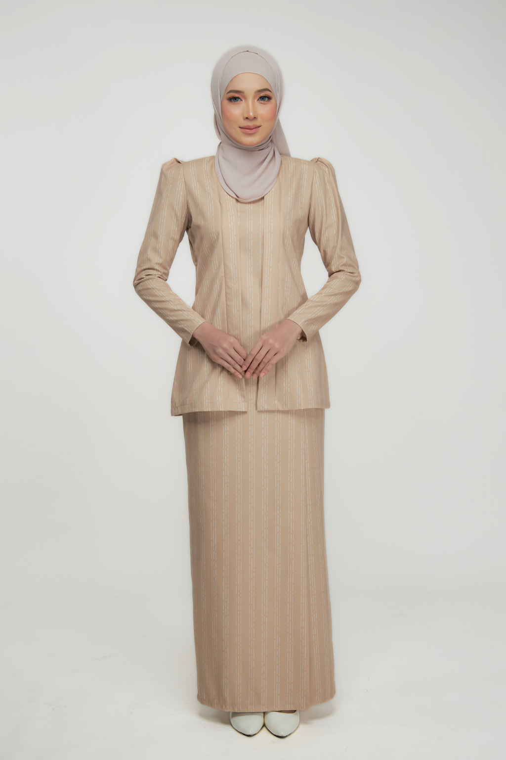 Cream_4b31b0e1-1566-4952-aa4e-4b0e427b76a1