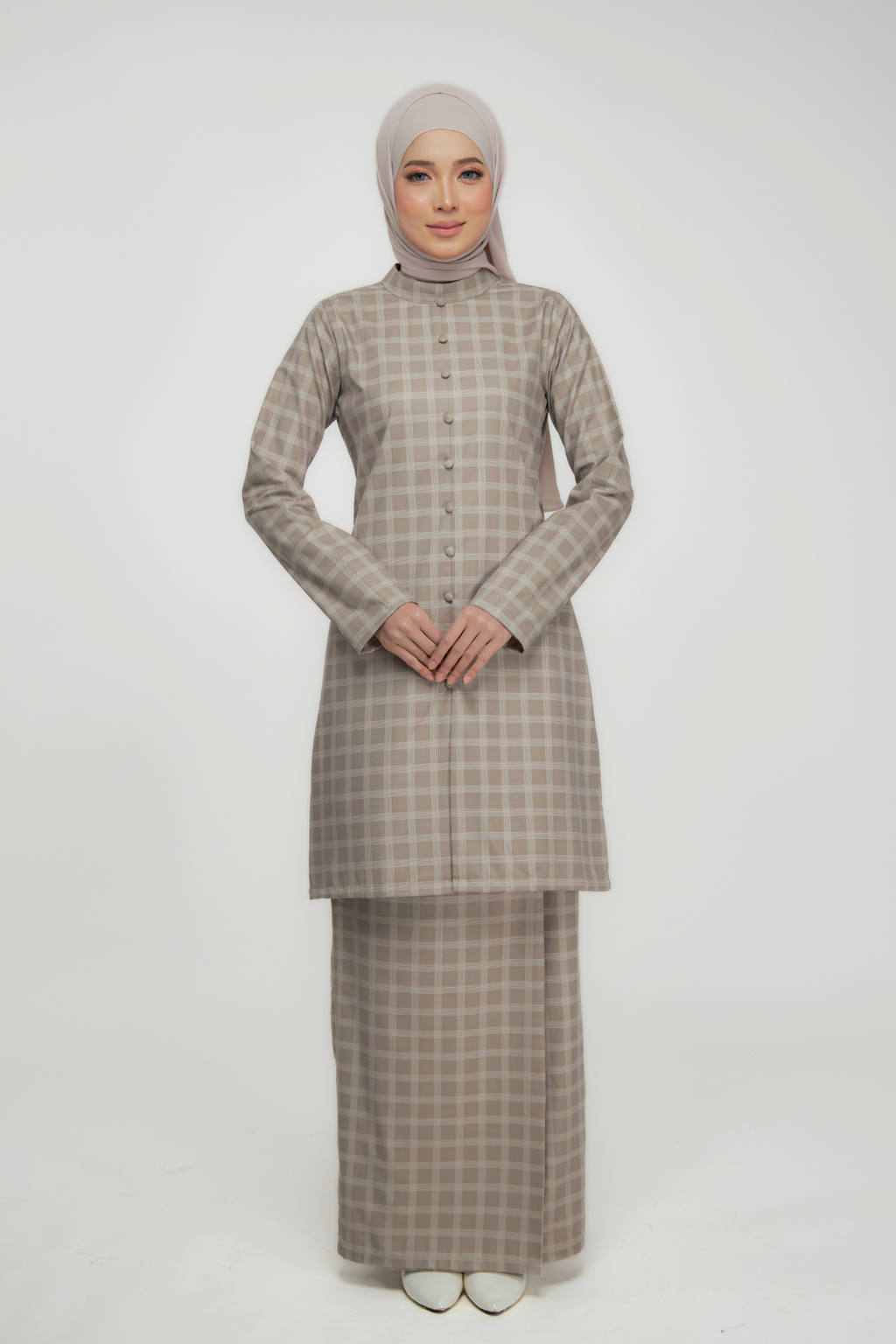 Taupe_24aad48a-3f81-4d1f-8147-eb9aadd74de5