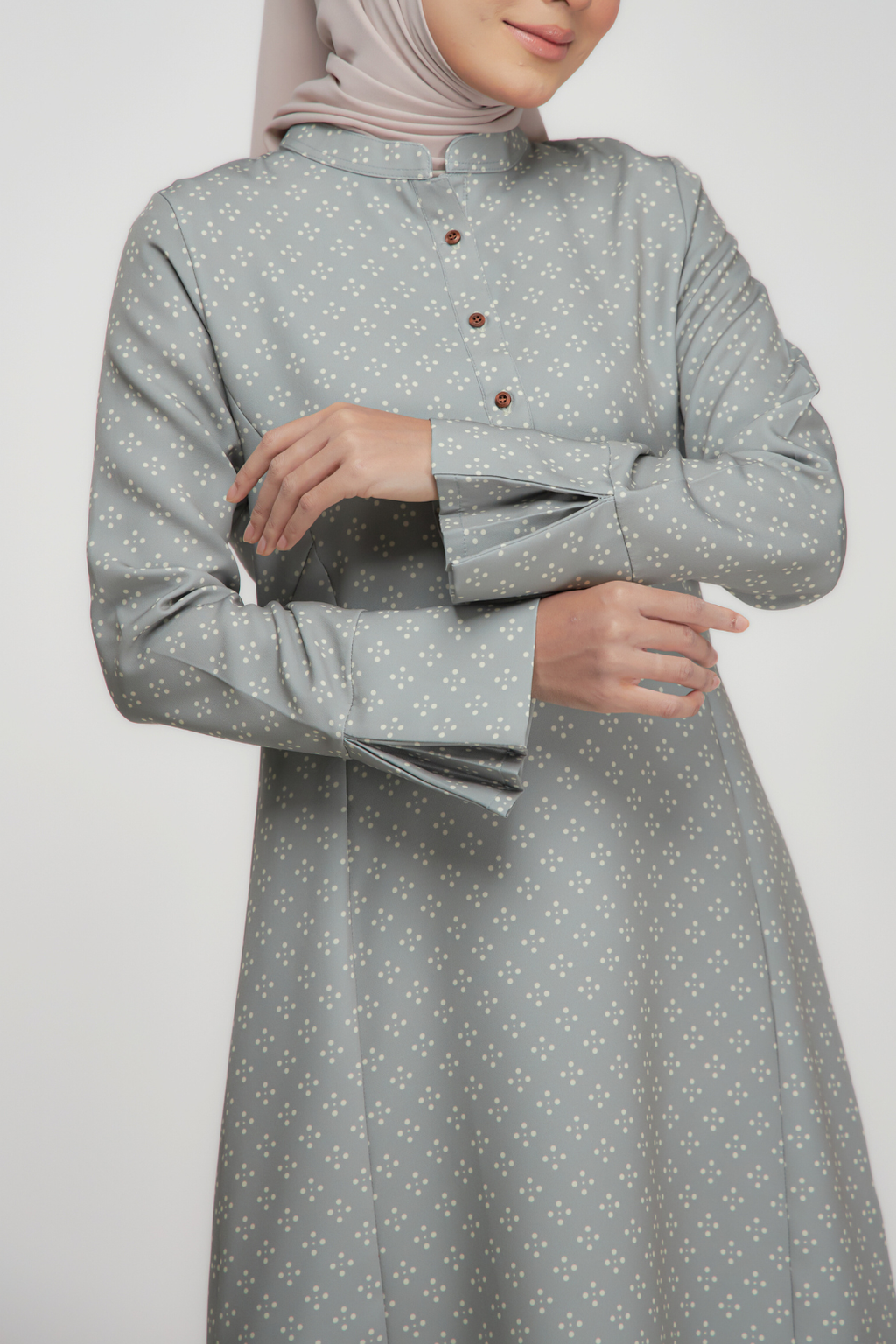 Grey_2_0199db63-3add-4375-b1c6-d36d3d2bc086