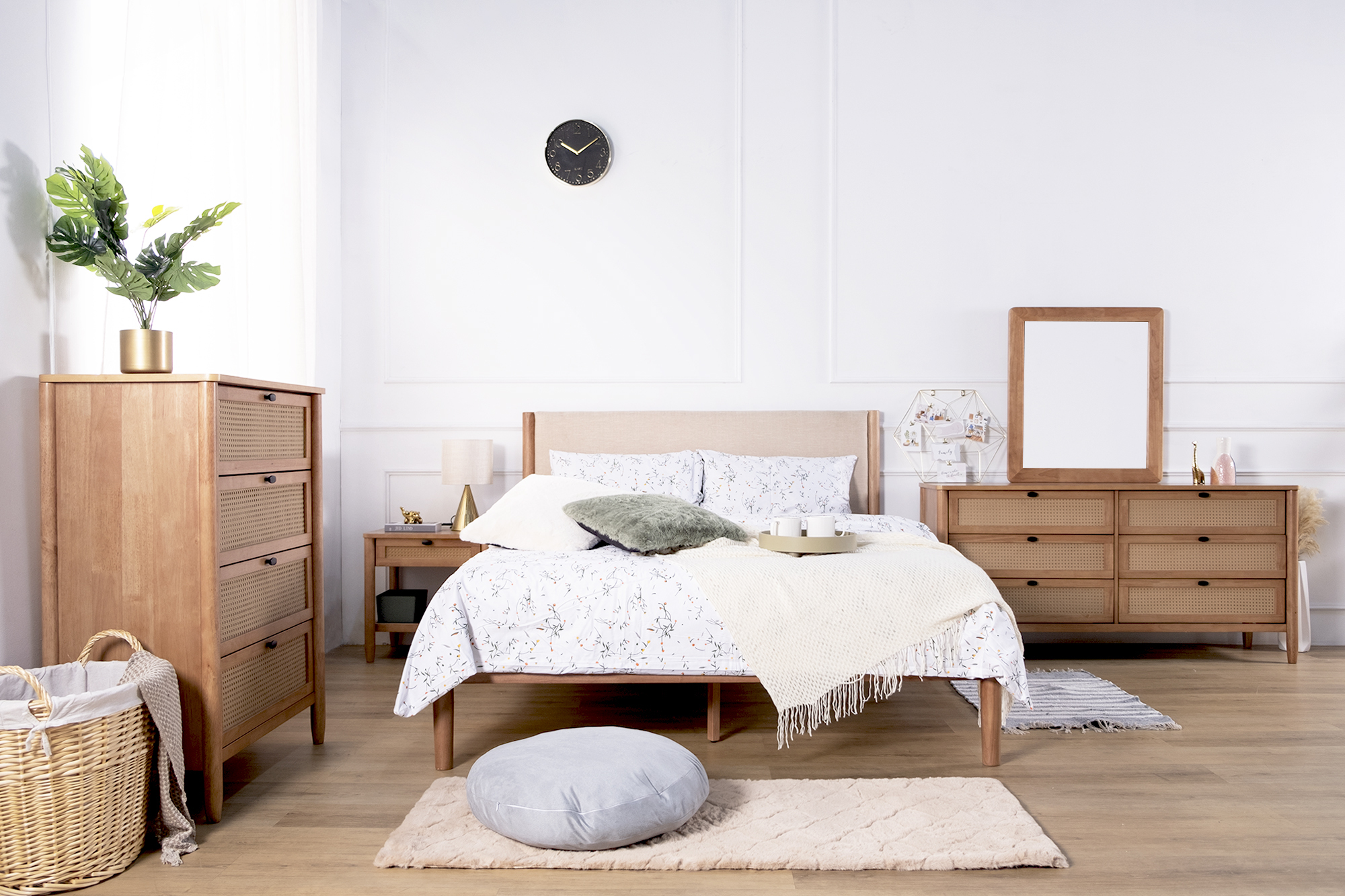 Winnie Bedroom_2
