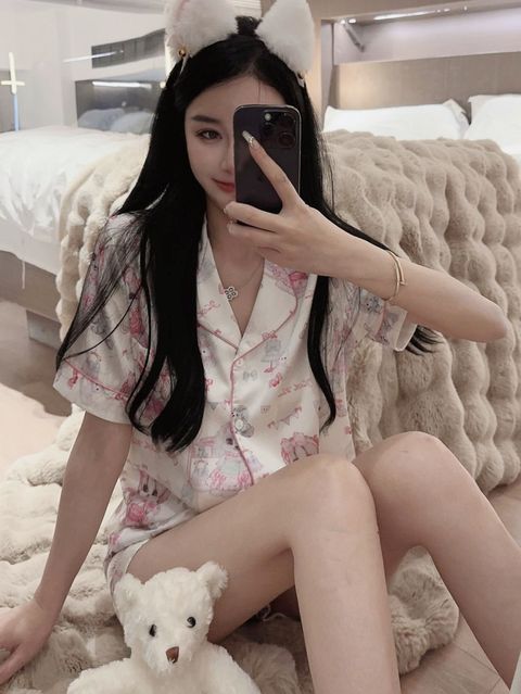 retouch_2023061000214705