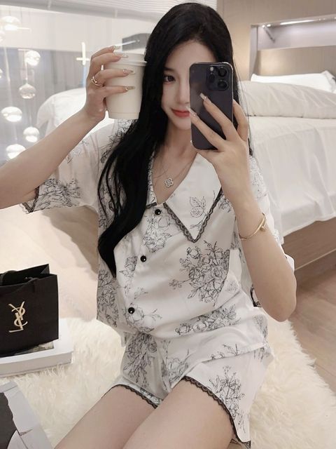 retouch_2023061000302451