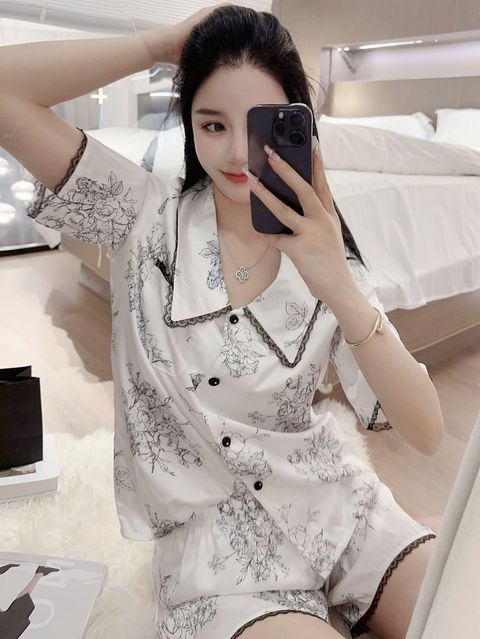 retouch_2023061000302520