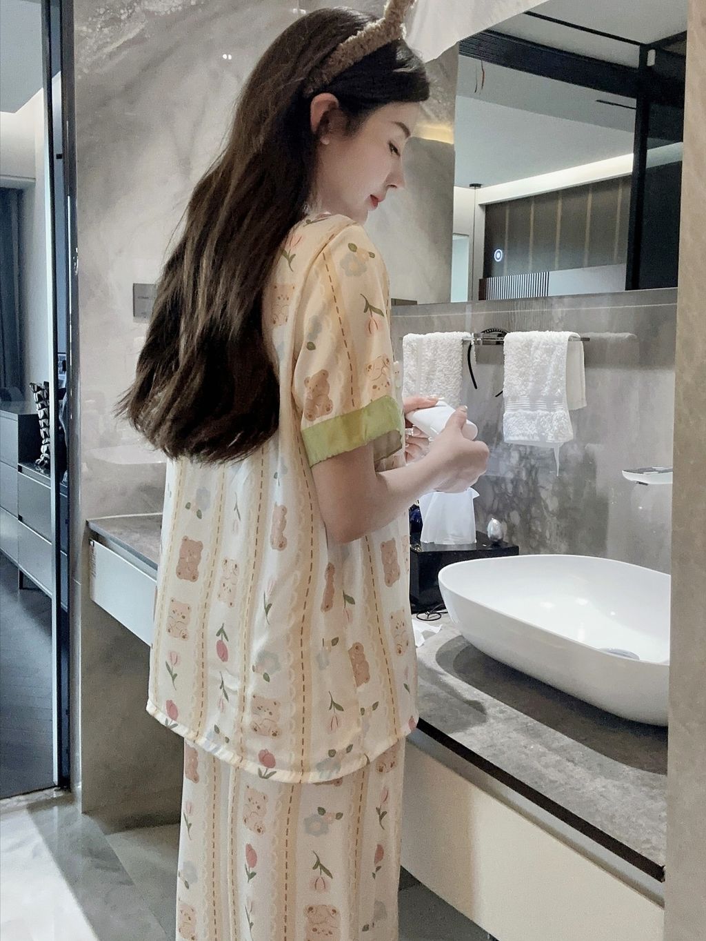 retouch_2023061012391266