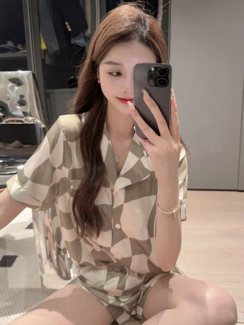 1686377952872_edit_364440283902276