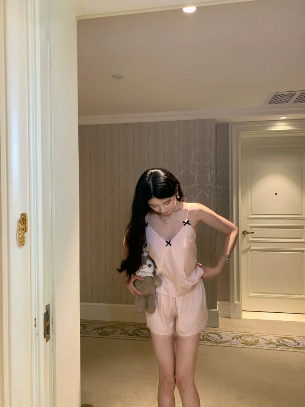 Screenshot_20241017_183038_com_xingin_xhs_NewOtherUserActivity_edit_190324106726666