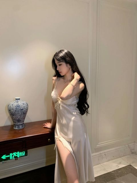 Screenshot_20241017_183030_com_xingin_xhs_NewOtherUserActivity_edit_190389489934505