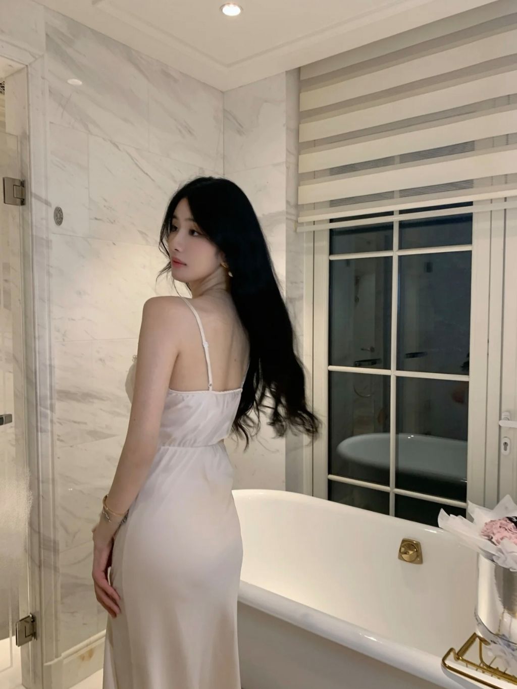 Screenshot_20241017_183029_com_xingin_xhs_NewOtherUserActivity_edit_190415135745902