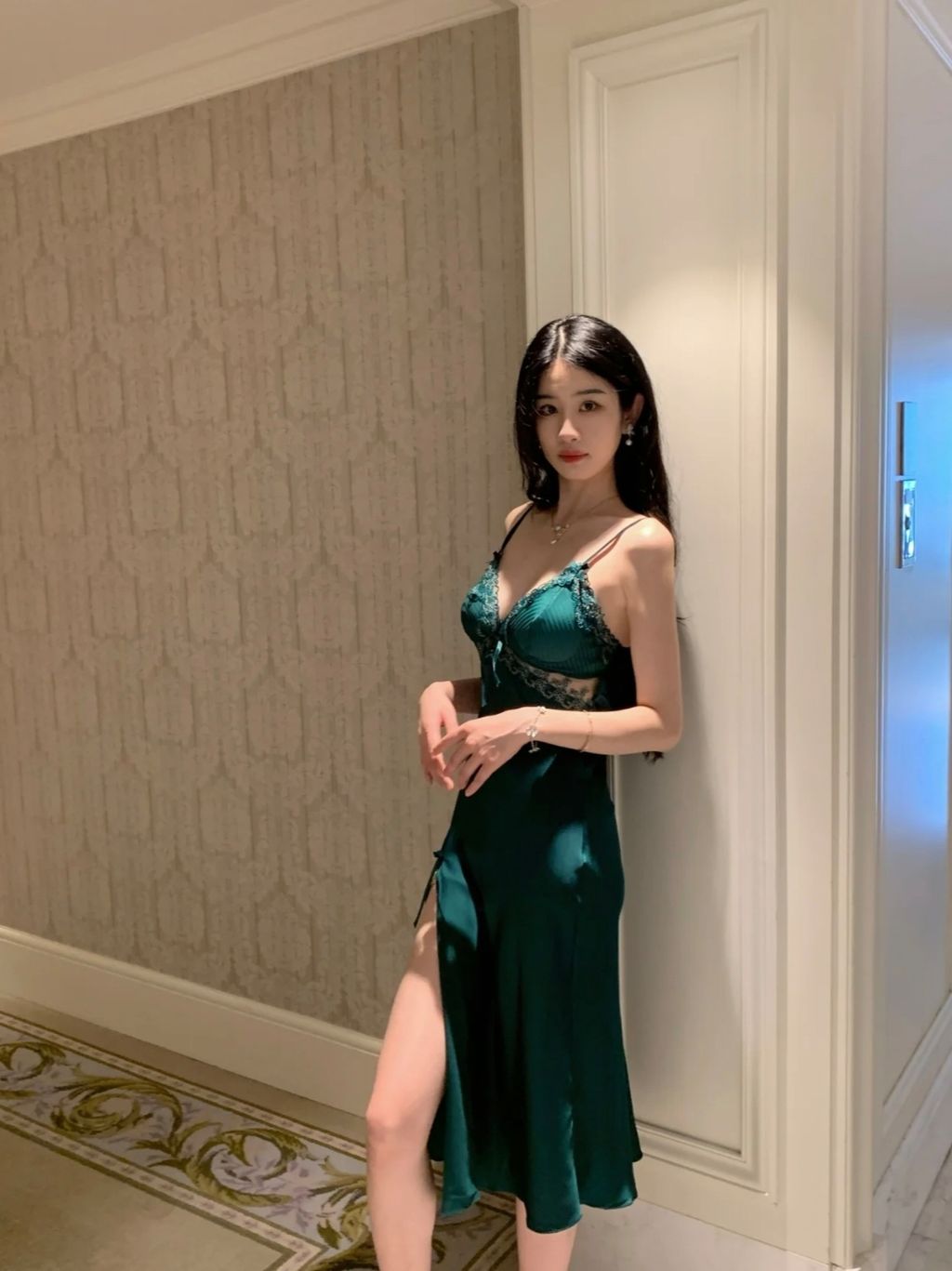 Screenshot_20241017_183027_com_xingin_xhs_NewOtherUserActivity_edit_190438495858080