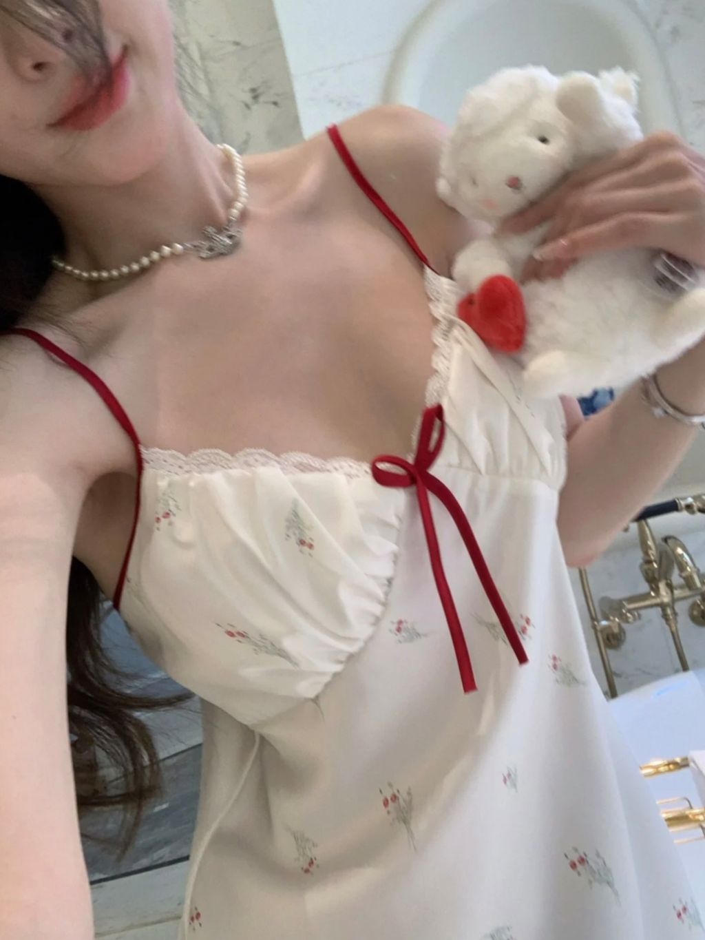 Screenshot_20241017_181359_com_xingin_xhs_NewOtherUserActivity_edit_193266940175283
