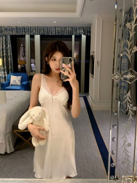 Screenshot_20241017_150221_com_xingin_xhs_NewOtherUserActivity_edit_176437877315765
