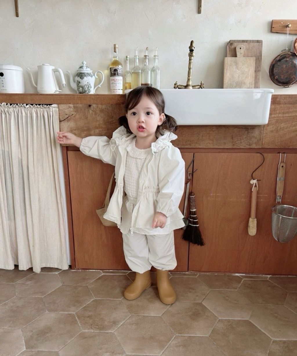 1774487139_8437636840