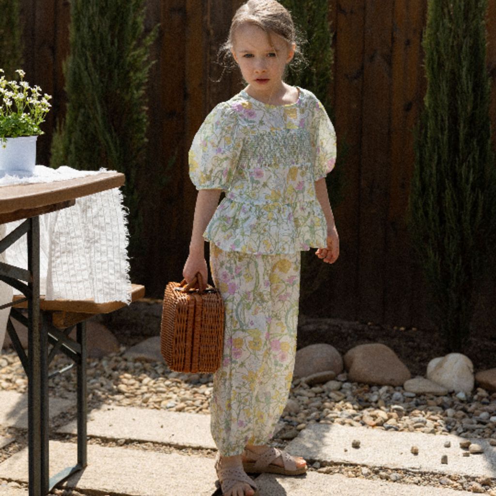 1774926201_8870627087