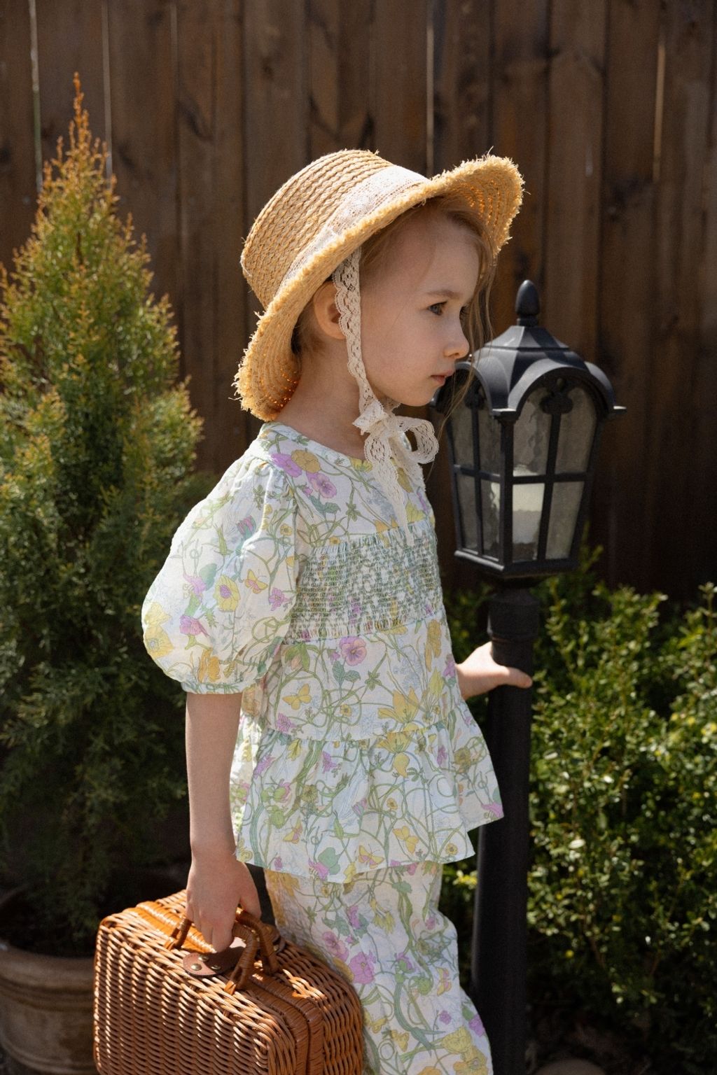 1774926016_2133778002