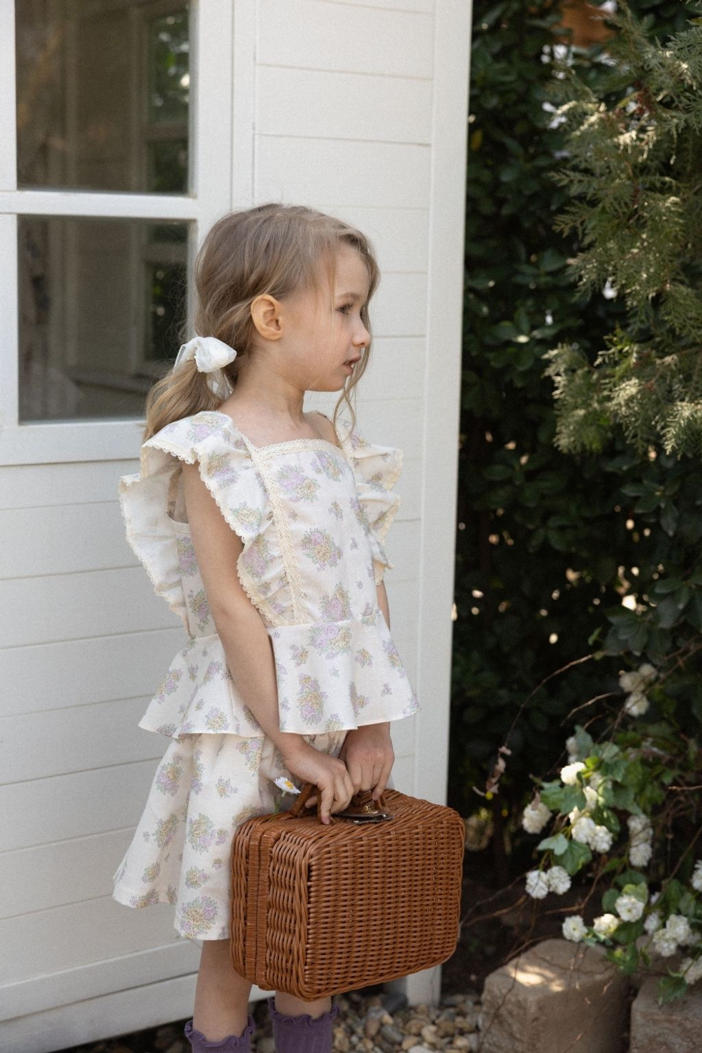 1774925716_8525785844