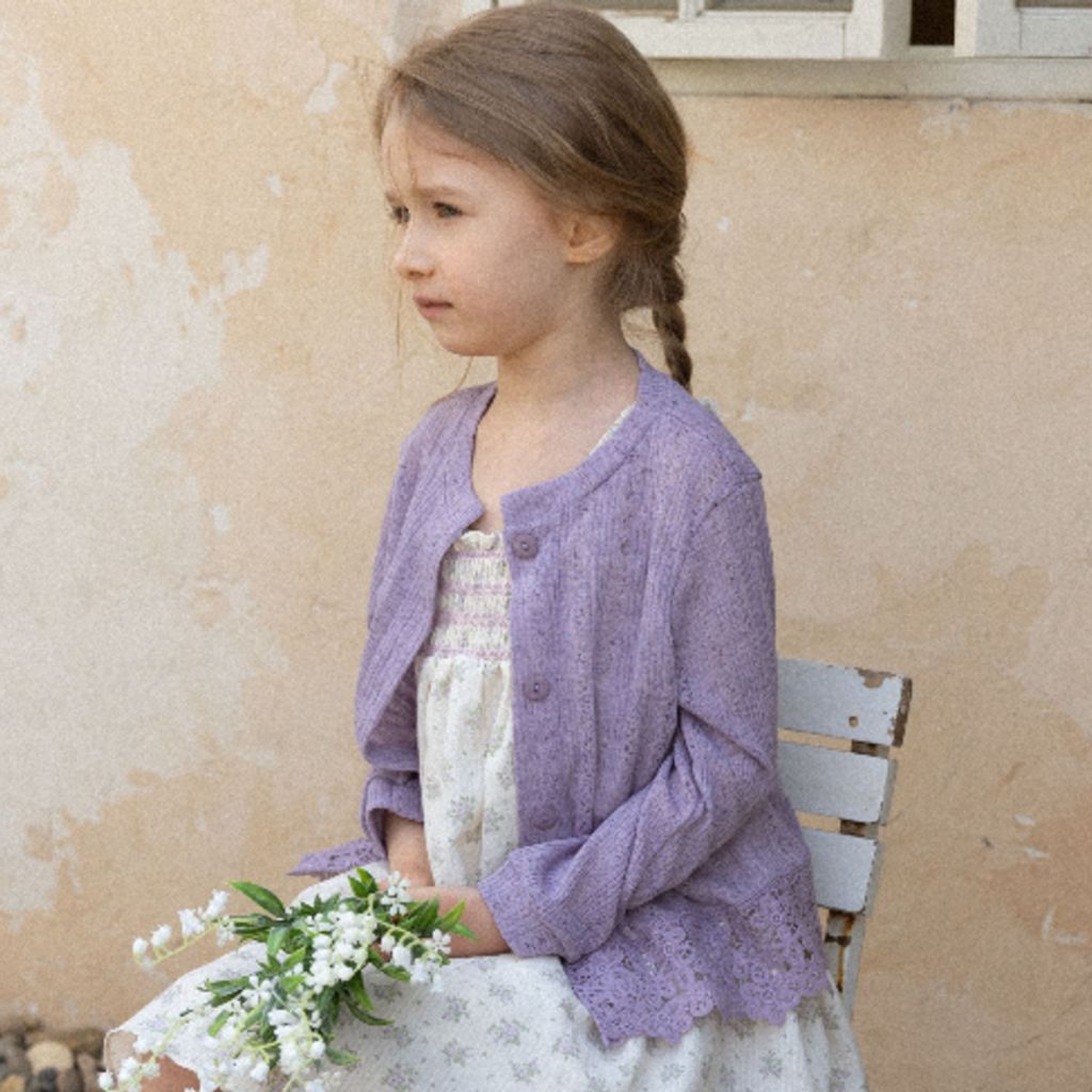 1774924867_5903345411