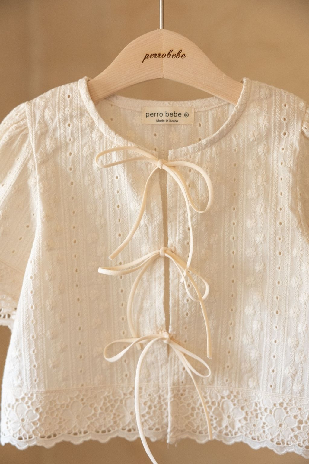 1774924183_3379947616