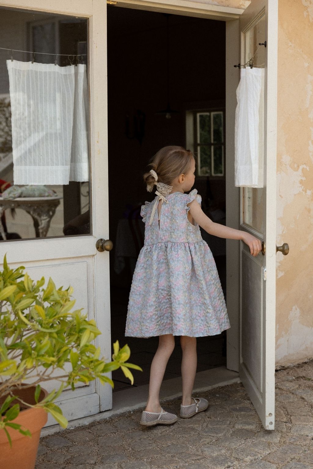 1774923159_6485442952