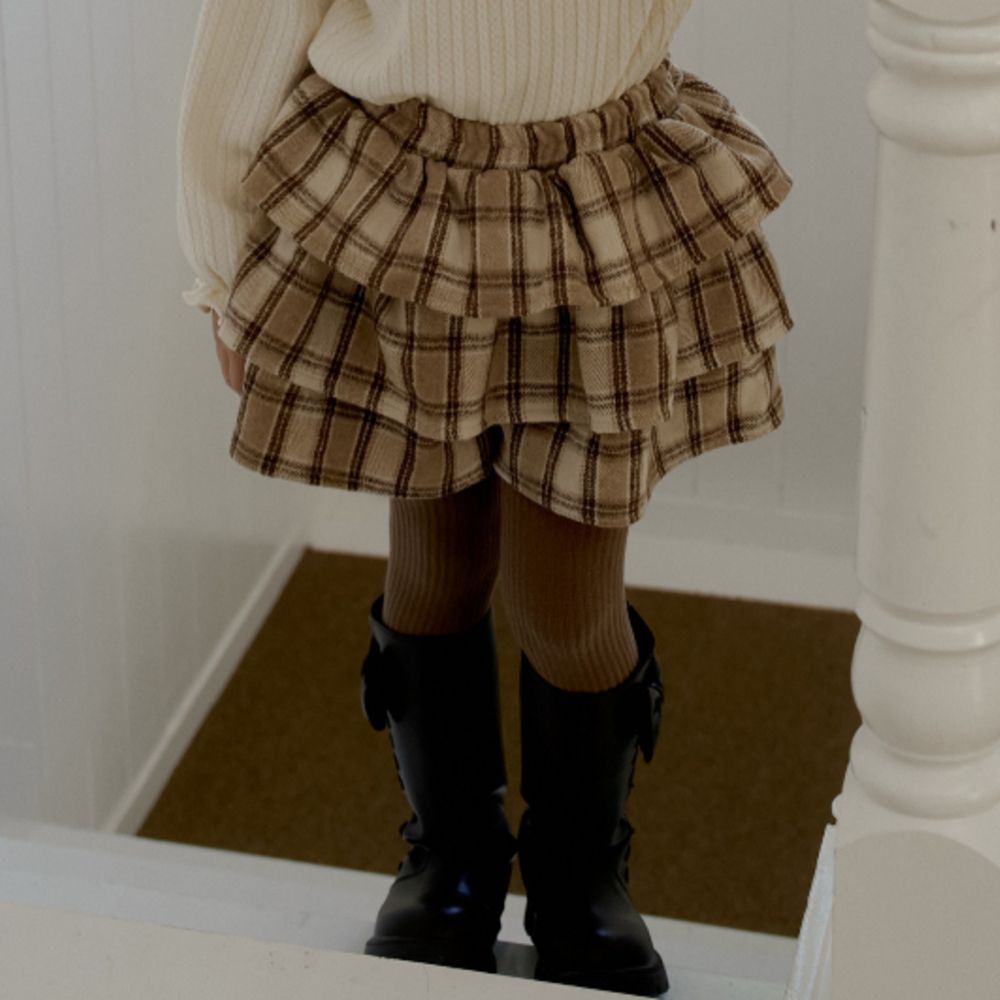 1791785360_7010663719