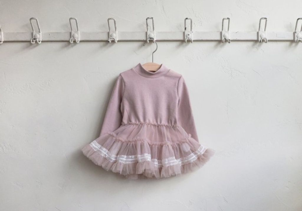 1760412728_1273544837