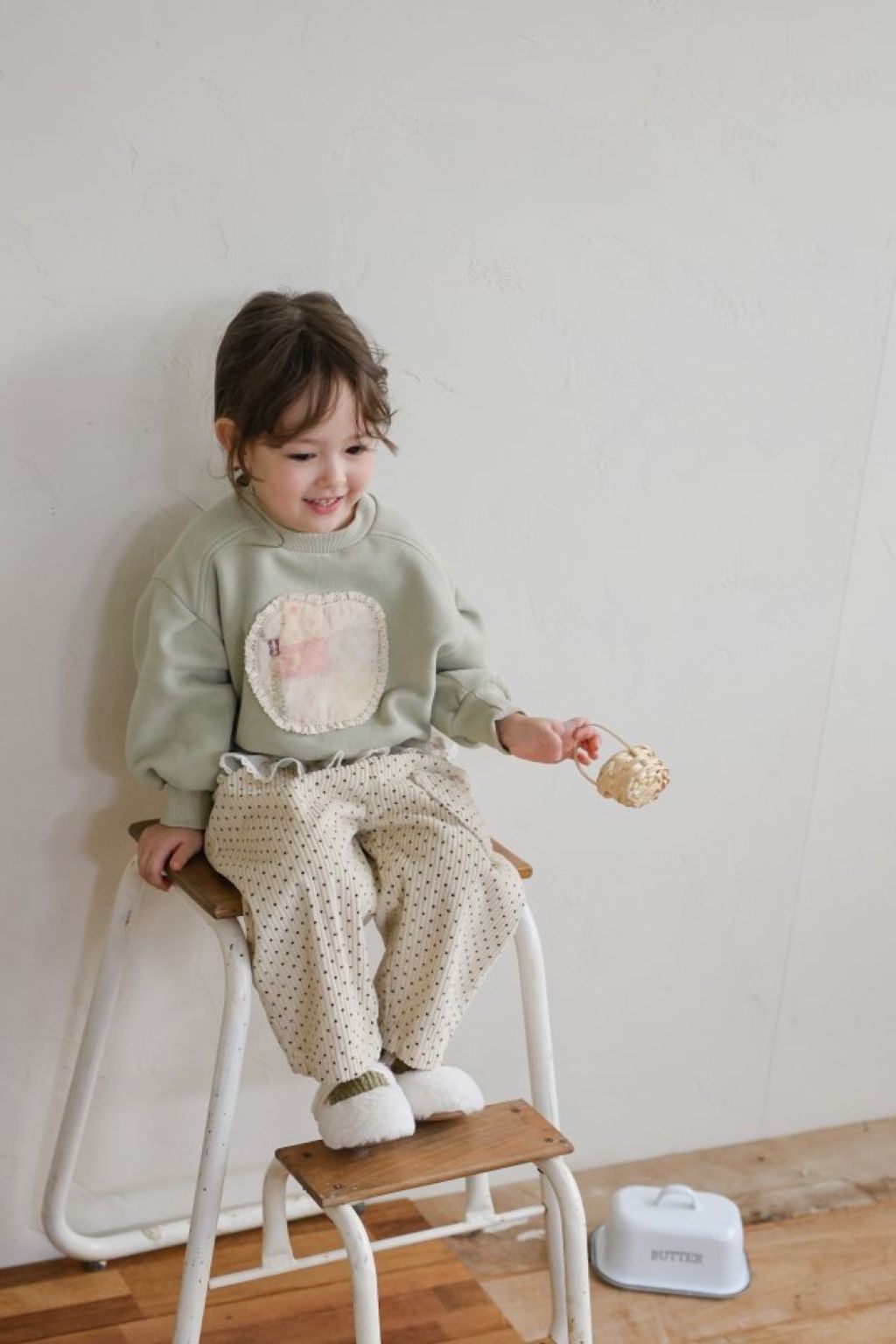 1760413500_1253893670