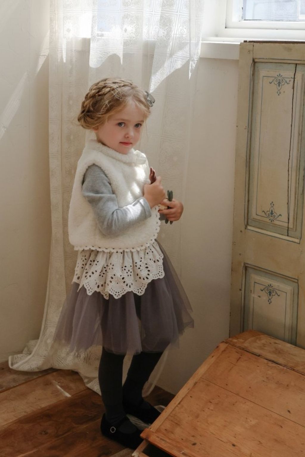 1760413250_9838599983