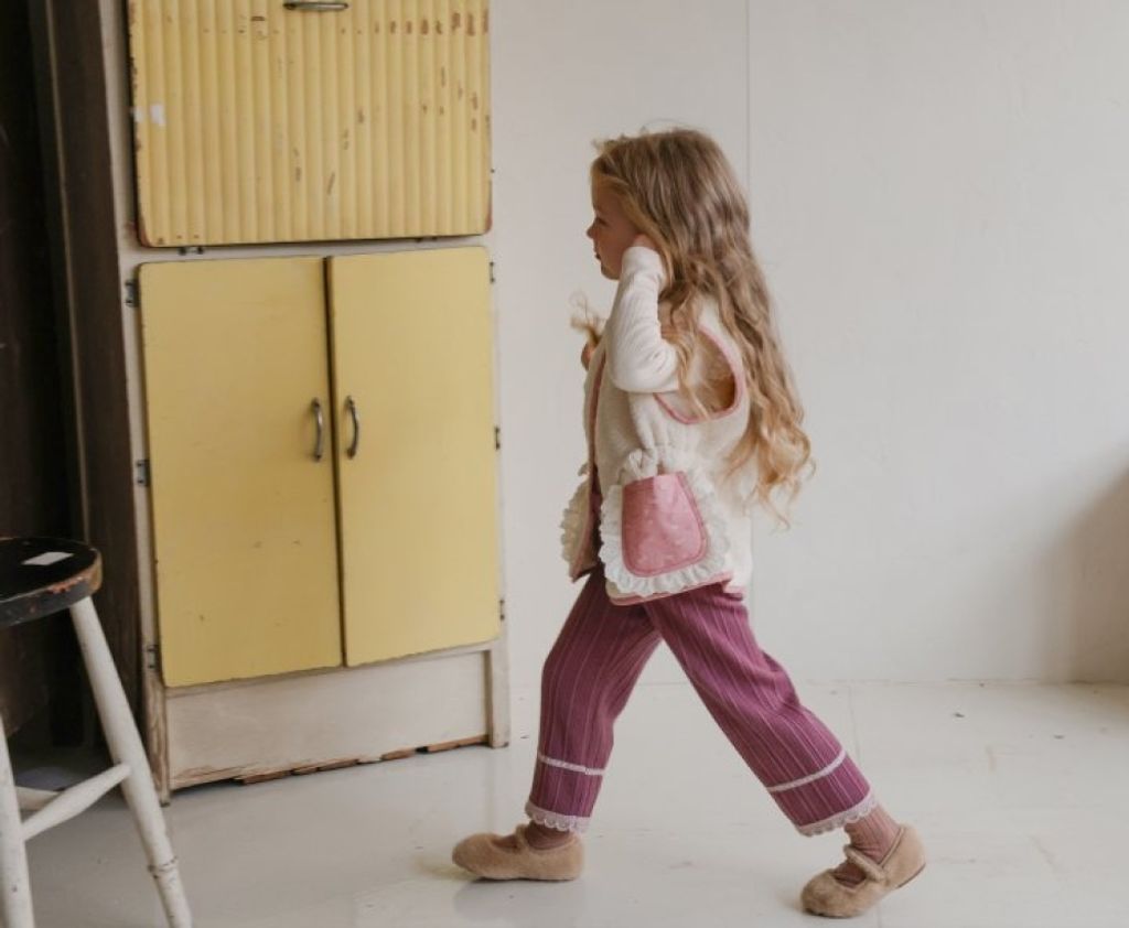 1761018799_7015452883