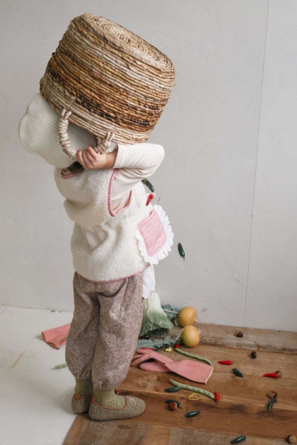 1761018801_2417744467