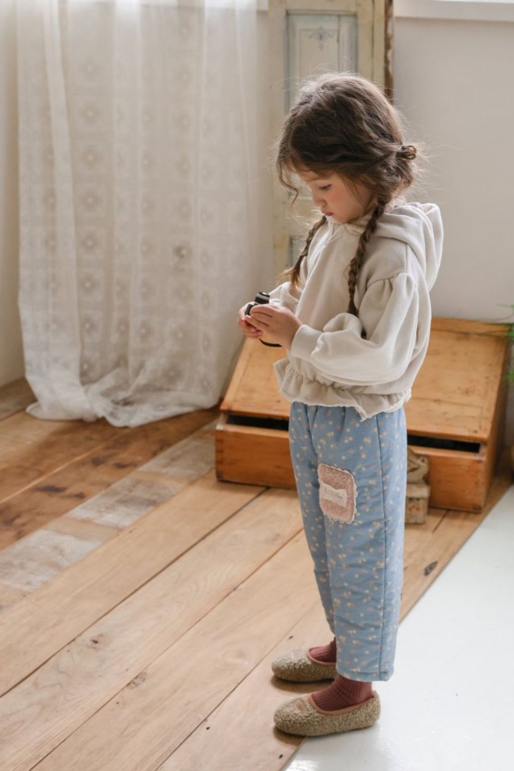 1761019383_4076842384