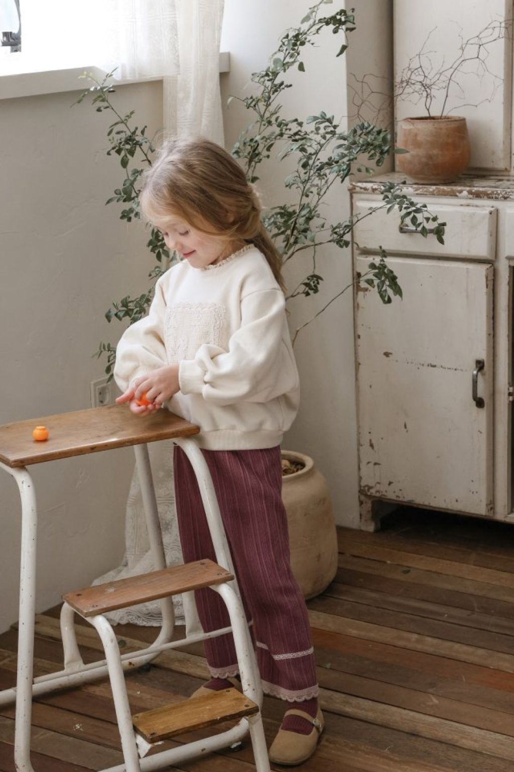 1761020592_2868266872