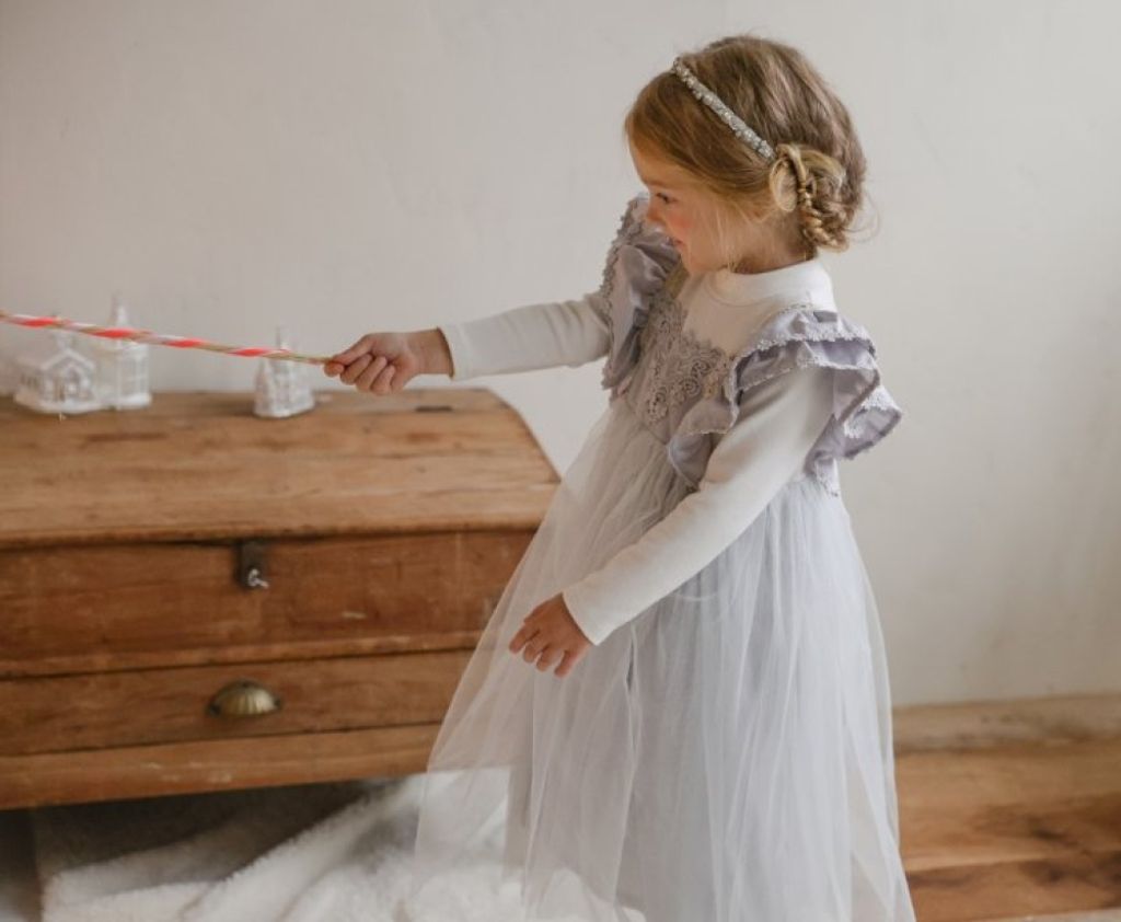 1761807183_2995454573