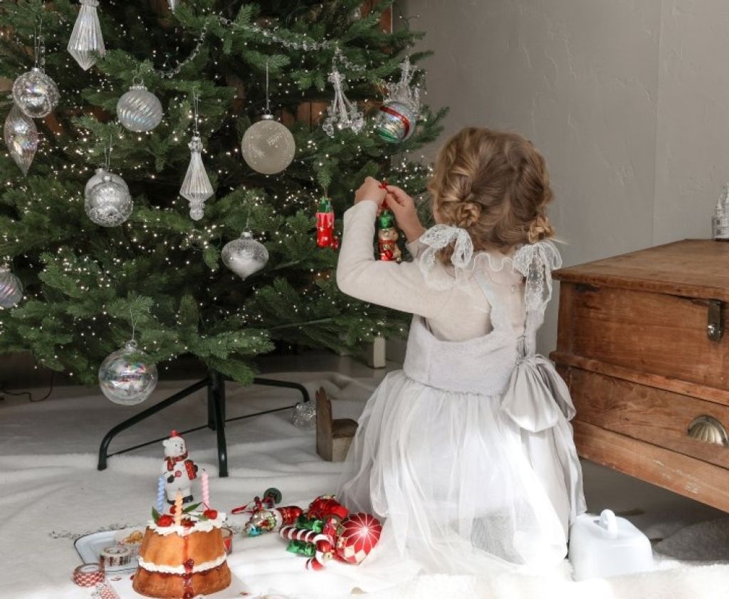 1761807405_8232208575