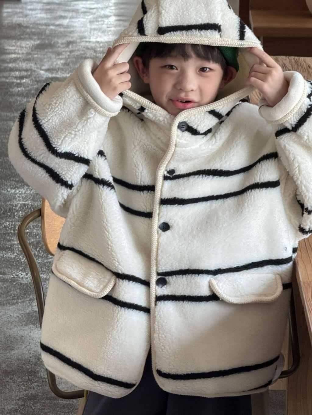 1764920126_2029667546