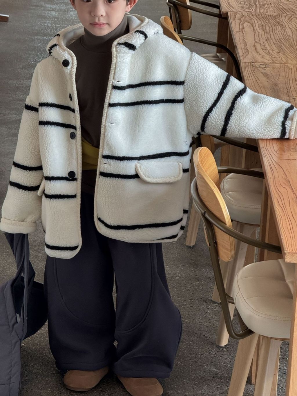 1764920127_8728330400